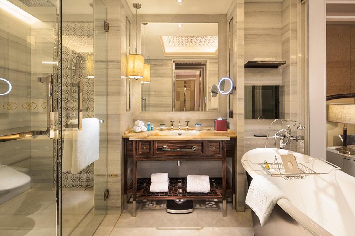 Grand Bay Hotel Beijing Jinpoluo Экстерьер фото
